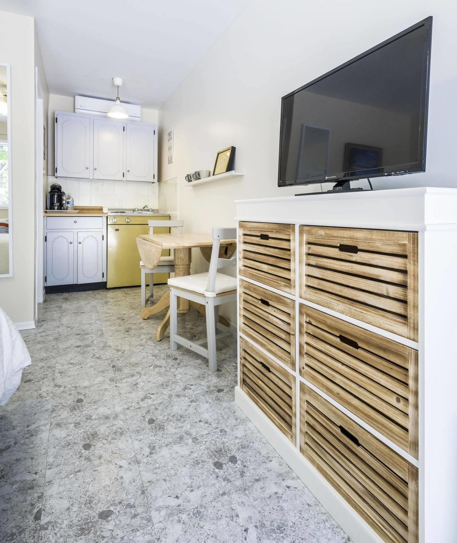 Hollywood Cottages Wasaga Beach Εξωτερικό φωτογραφία