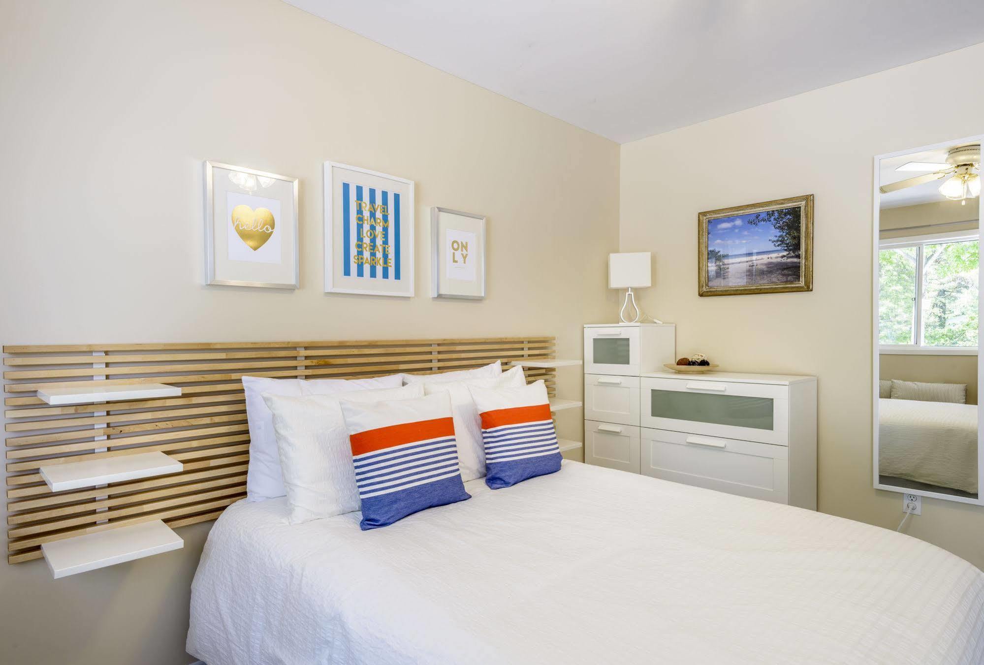 Hollywood Cottages Wasaga Beach Εξωτερικό φωτογραφία